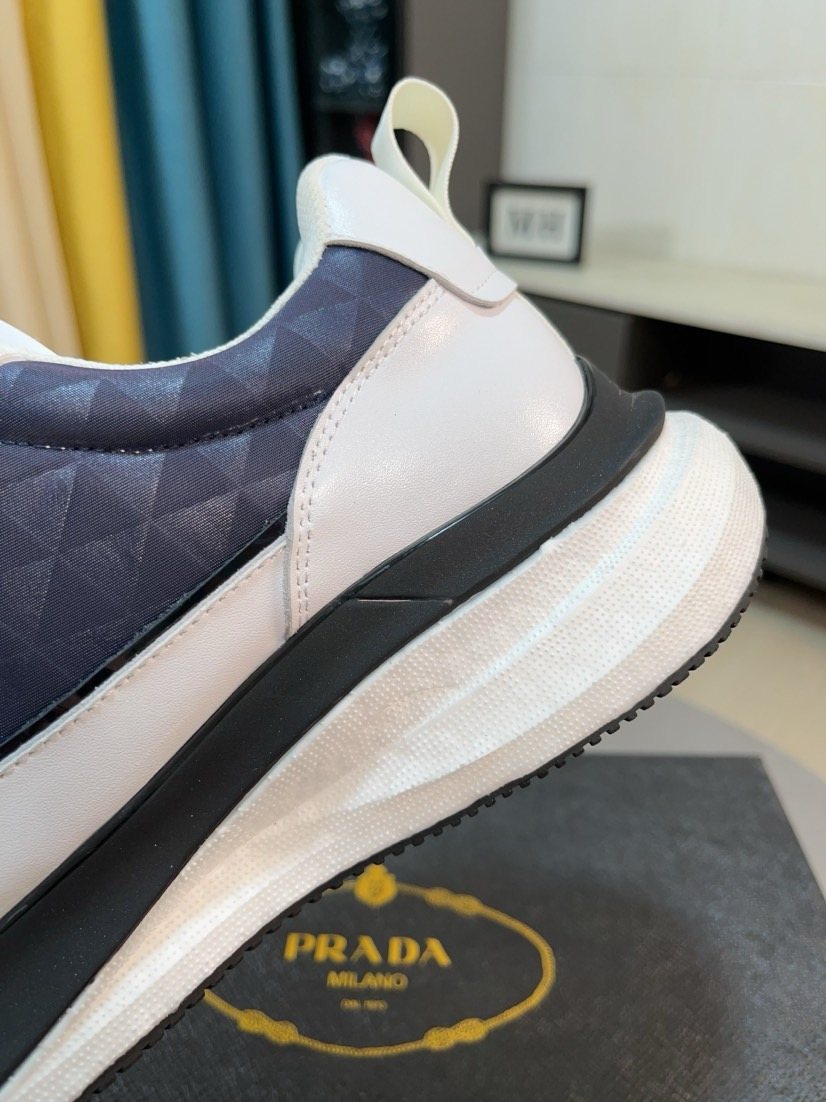 Prada Diamond-Pattern Low-Top Sneakers — detail